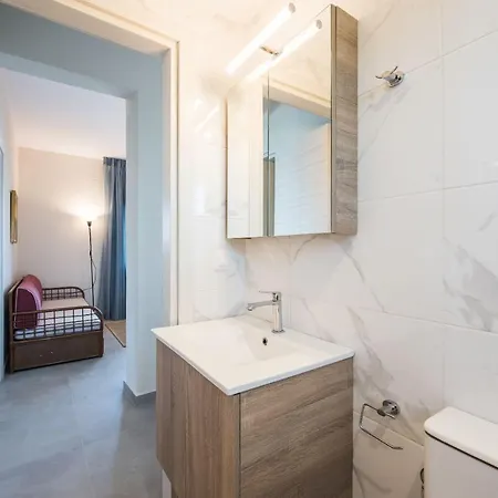 Nereus & Oceanus Beachfront Apartments, Lagonisi #feelslikehome *