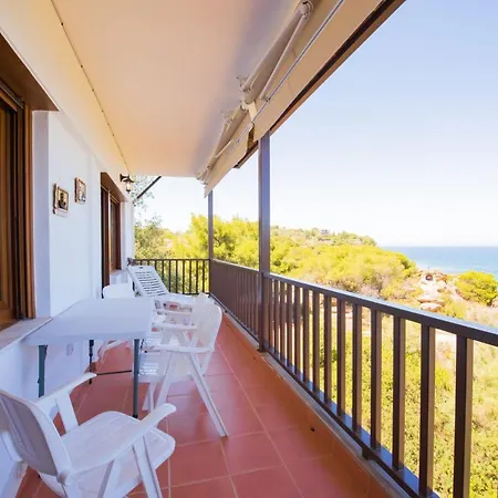 Apartment Nereus & Oceanus Beachfront Apartments, Lagonisi #feelslikehome Ormos Panagias