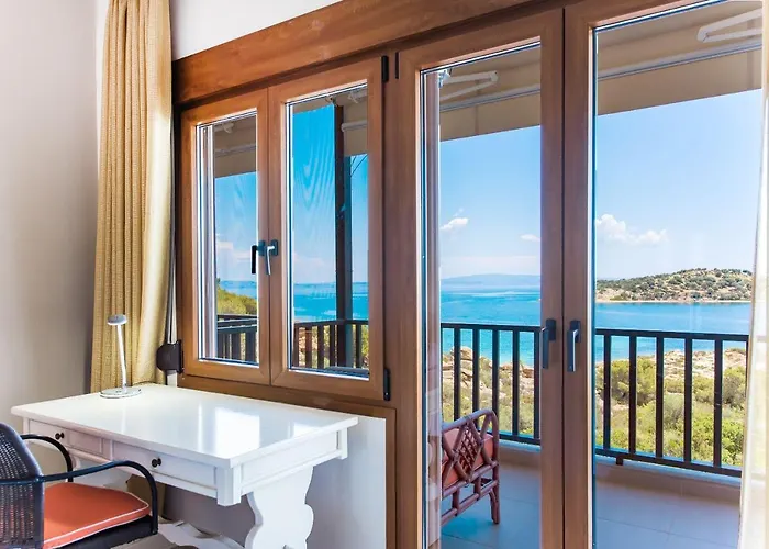 Apartment Nereus & Oceanus Beachfront Apartments, Lagonisi #feelslikehome