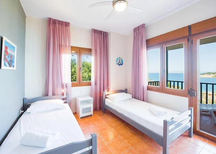 Nereus & Oceanus Beachfront Apartments, Lagonisi #feelslikehome Apartment *