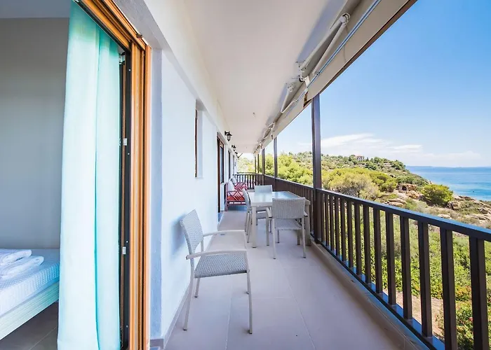 Nereus & Oceanus Beachfront Apartments, Lagonisi #feelslikehome *