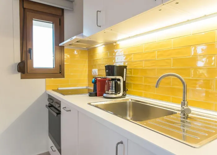 Nereus & Oceanus Beachfront Apartments, Lagonisi #feelslikehome