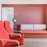 Nereus & Oceanus Beachfront Apartments, Lagonisi #feelslikehome Ormos Panagias