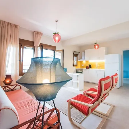 Апартаменты Nereus & Oceanus Beachfront Apartments, Lagonisi #feelslikehome Ормос-Панайяс