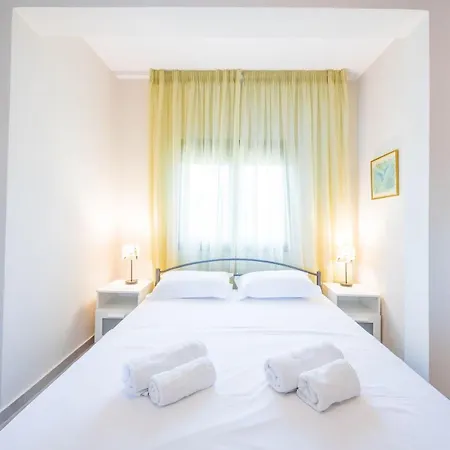 Nereus & Oceanus Beachfront Apartments, Lagonisi #feelslikehome * Ормос-Панайяс