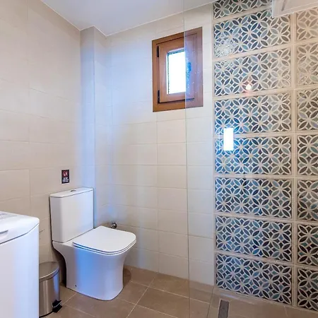 Διαμέρισμα Nereus & Oceanus Beachfront Apartments, Lagonisi #feelslikehome Όρμος Παναγιάς