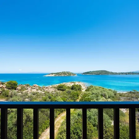 דירה Nereus & Oceanus Beachfront Apartments, Lagonisi #feelslikehome אורמוס פנגיאס