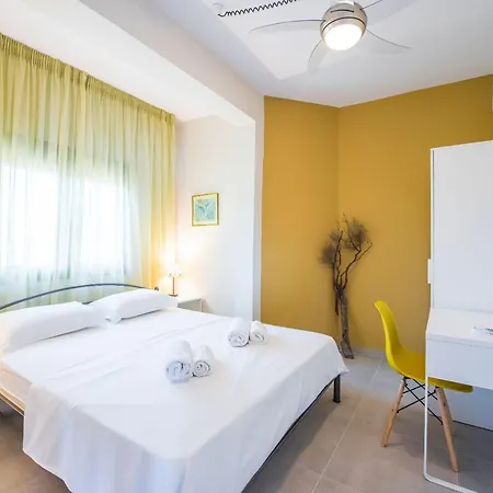 Nereus & Oceanus Beachfront Apartments, Lagonisi #feelslikehome * אורמוס פנגיאס