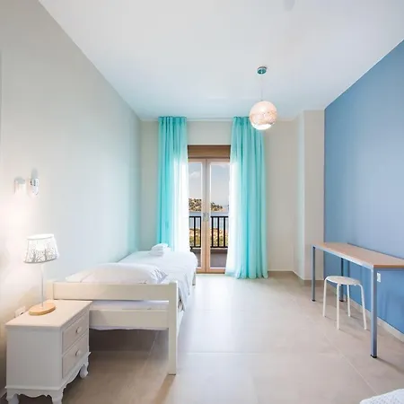 דירה Nereus & Oceanus Beachfront Apartments, Lagonisi #feelslikehome אורמוס פנגיאס