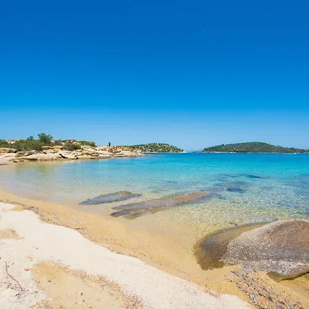 Nereus & Oceanus Beachfront Apartments, Lagonisi #feelslikehome Lägenhet