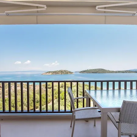 דירה Nereus & Oceanus Beachfront Apartments, Lagonisi #feelslikehome