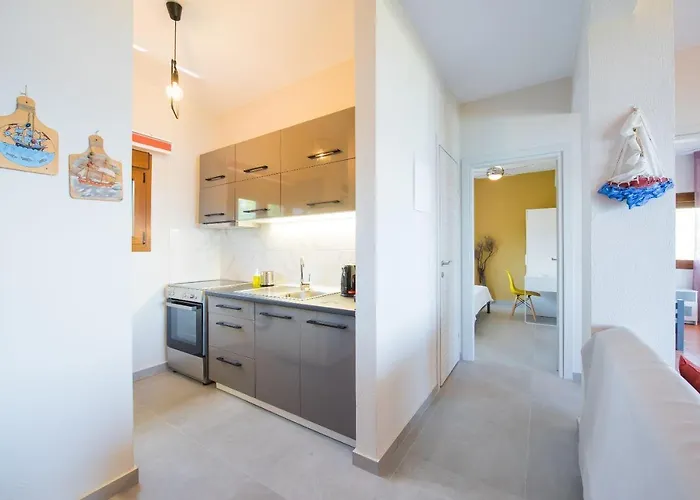 Nereus & Oceanus Beachfront Apartments, Lagonisi #feelslikehome * Ormos Panagias