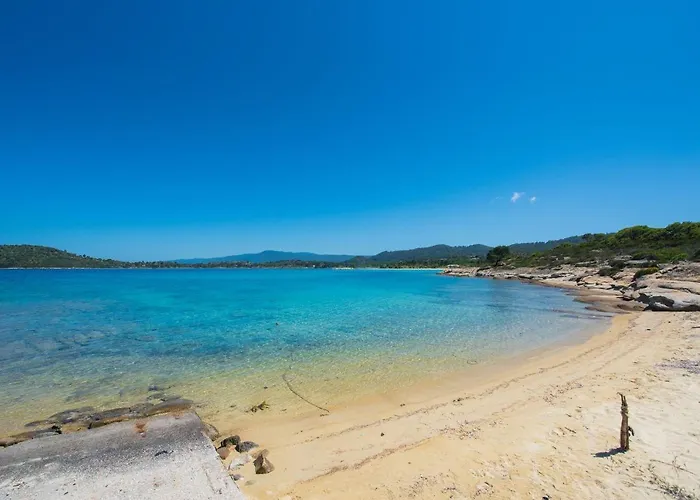 Apartment Nereus & Oceanus Beachfront Apartments, Lagonisi #feelslikehome *