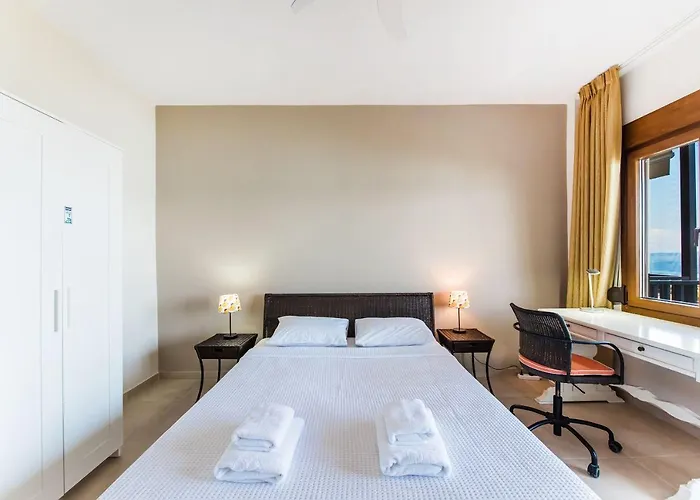 Apartment Nereus & Oceanus Beachfront Apartments, Lagonisi #feelslikehome