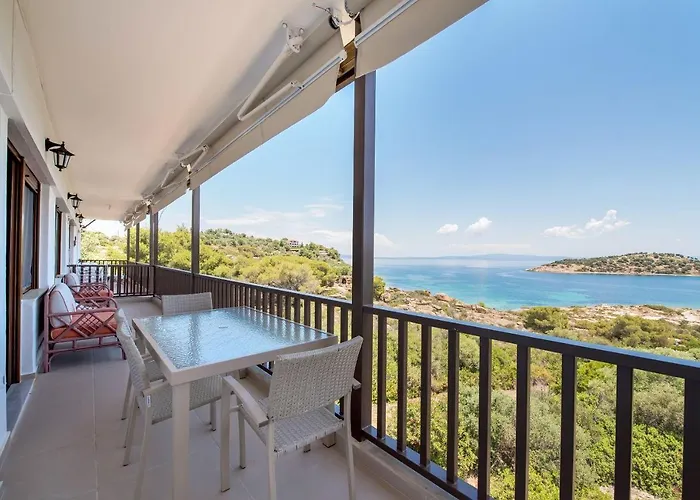 Apartment Nereus & Oceanus Beachfront Apartments, Lagonisi #feelslikehome